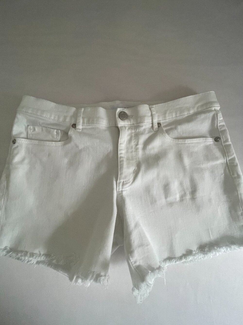 LOFT White Denim Cutoff Shorts Size 28 Frayed Raw Hem Stretch